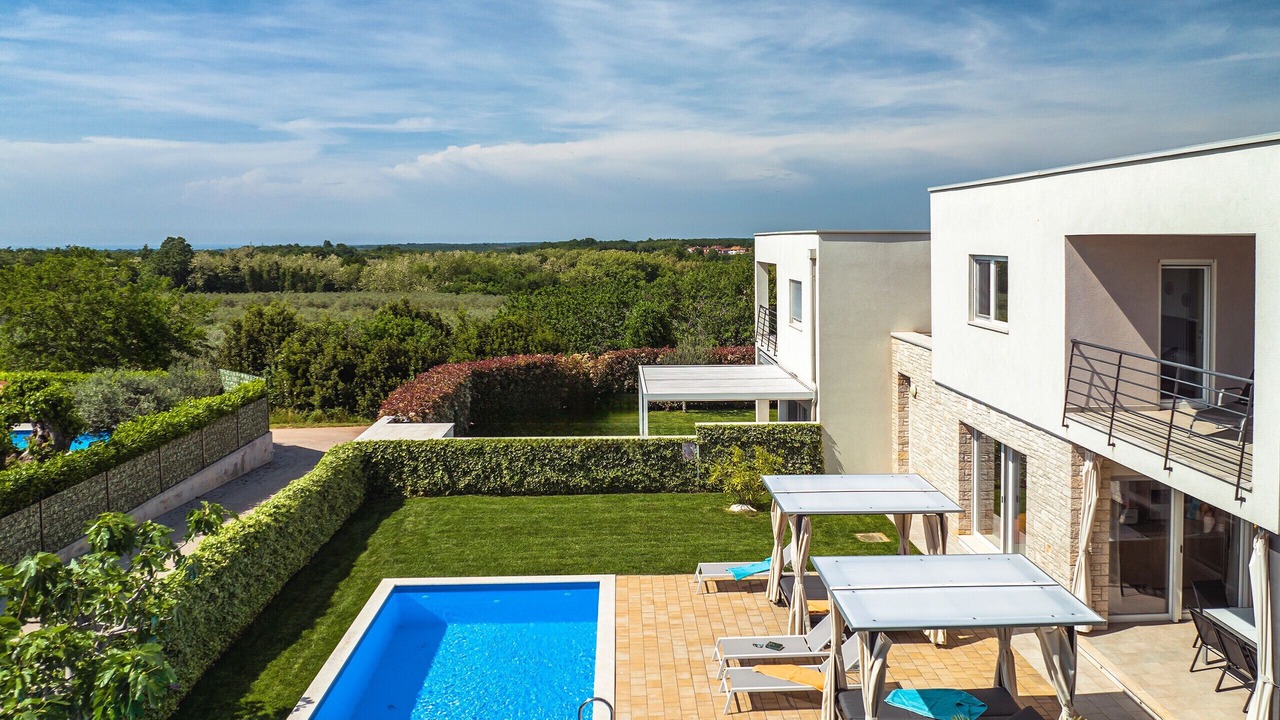 Photo of Outdoor in Buzinija