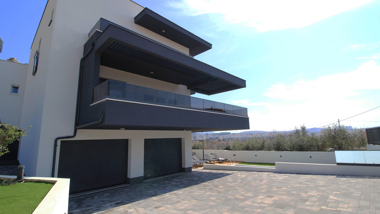 Photo of Outdoor in Solin