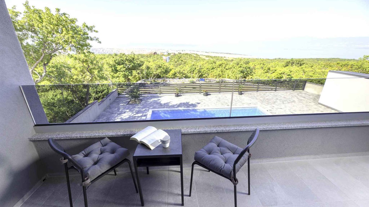 Photo of Outdoor in Smrika