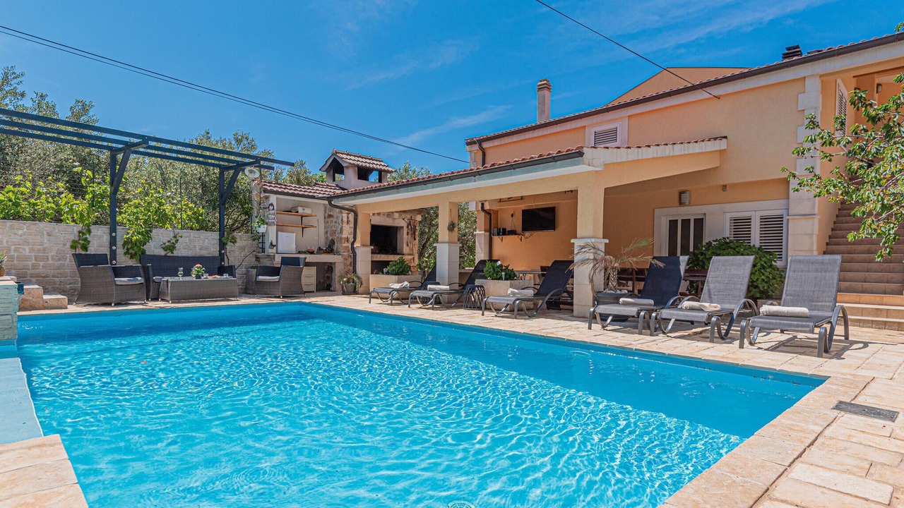 Photo of Outdoor in Brodarica