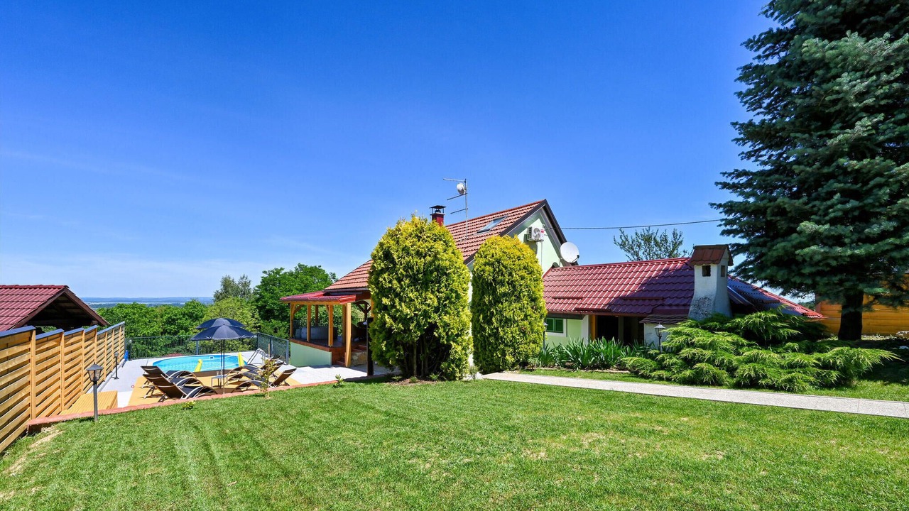 Photo of Outdoor in Jalzabet
