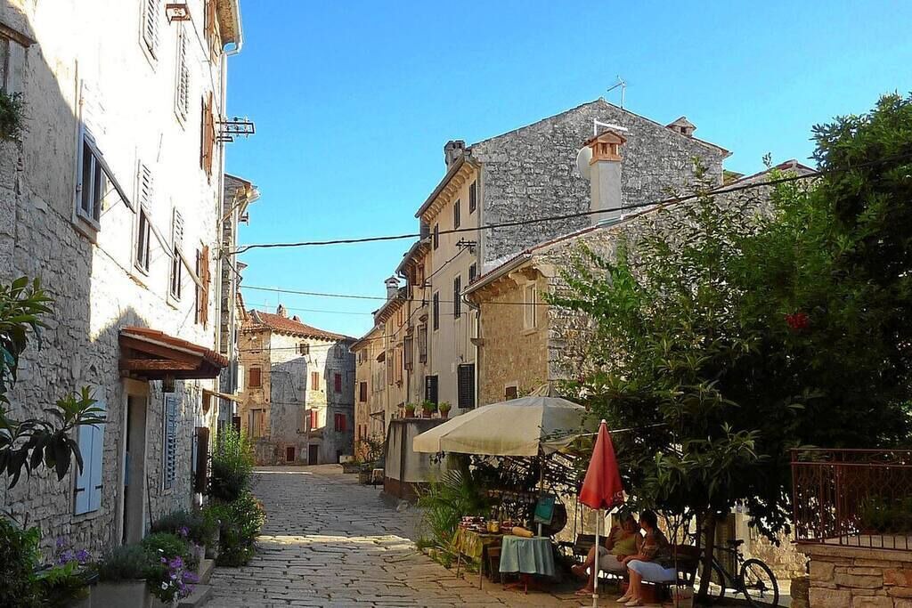 Photo of Outdoor in Bale