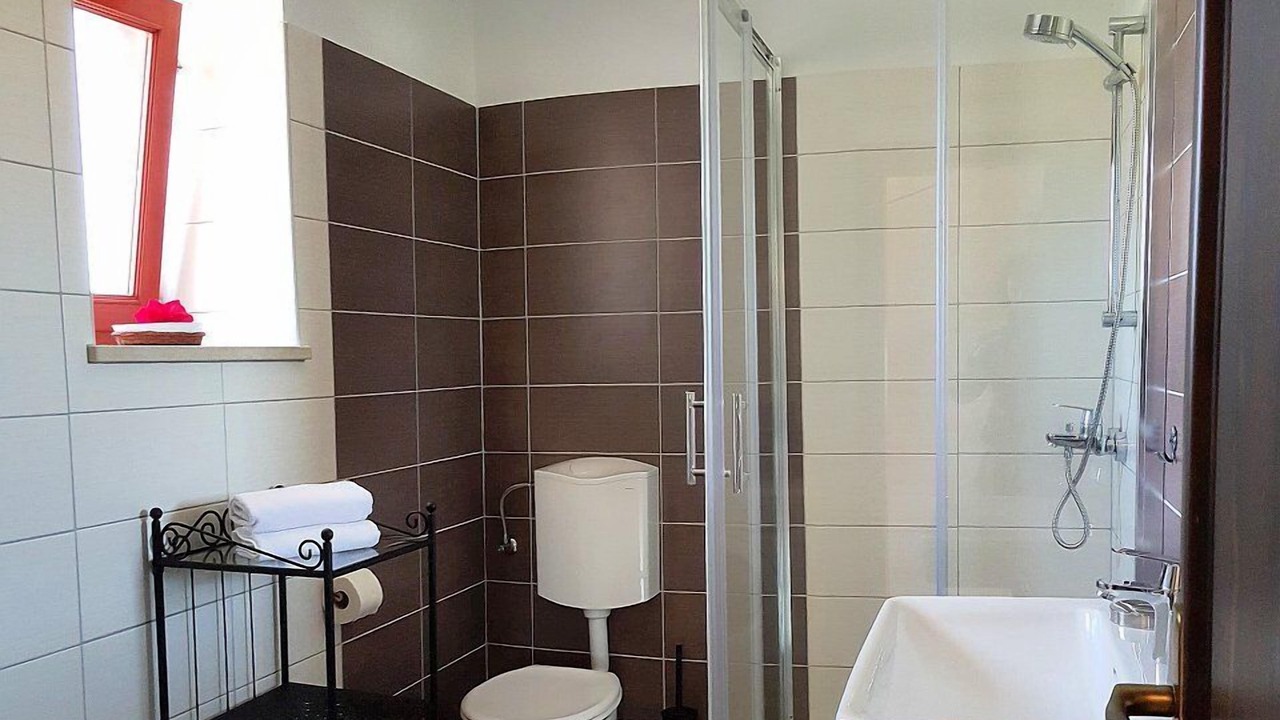 Photo of Bathroom in Bale