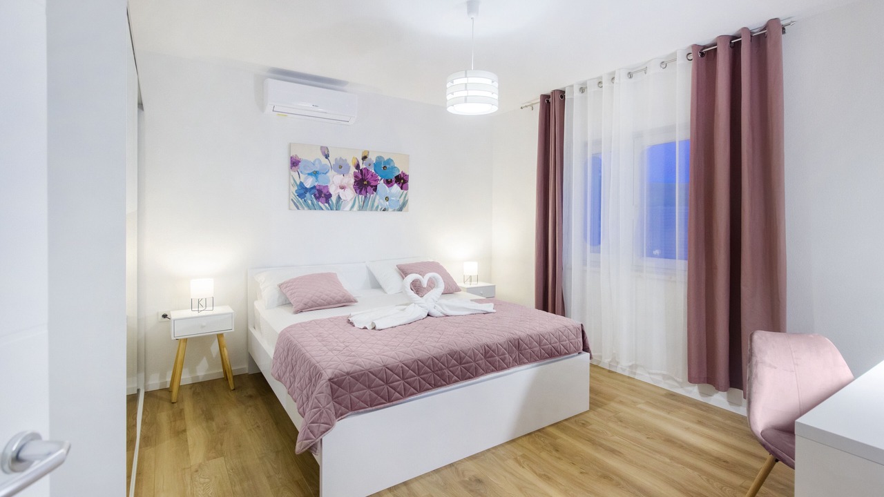 Photo of Bedroom in Marina