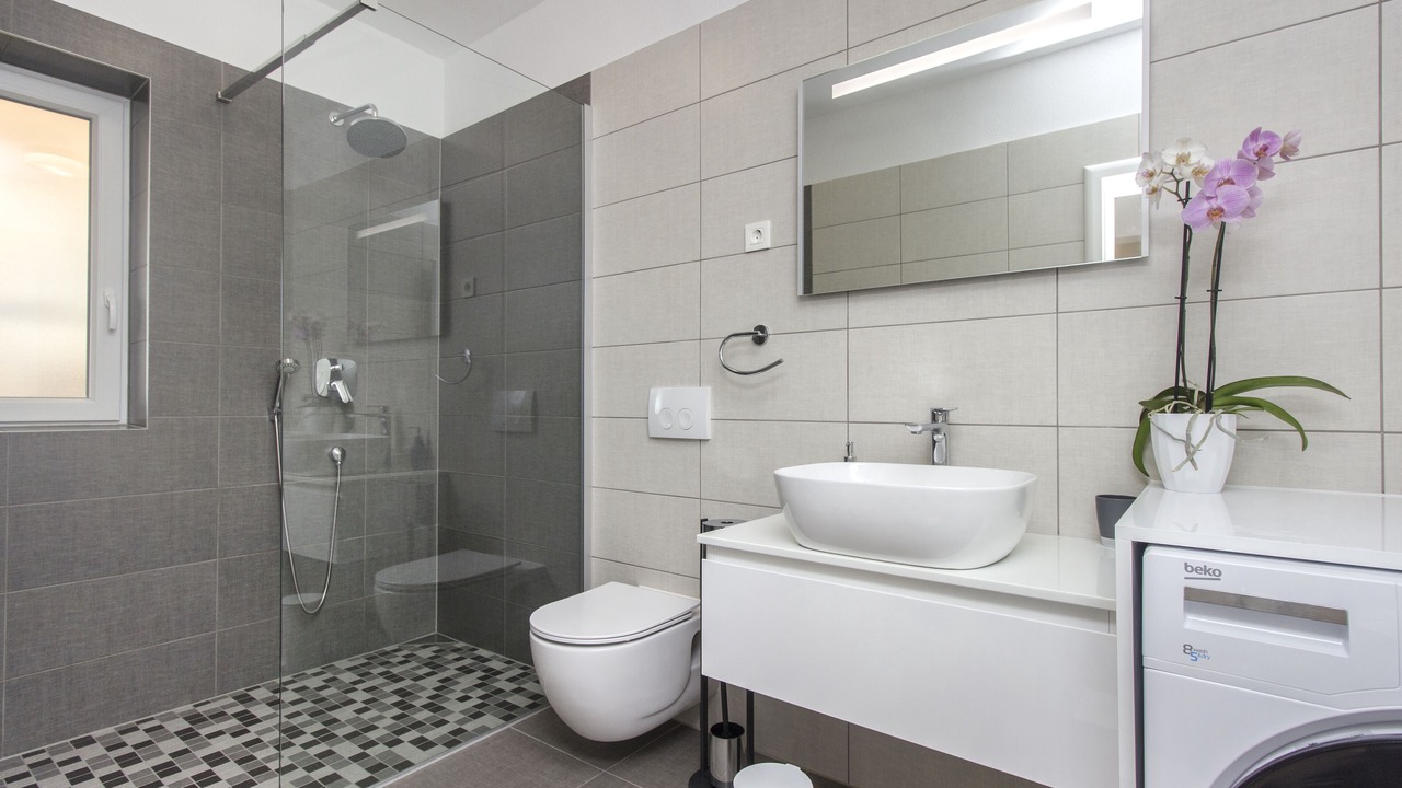 Photo of Bathroom in Marina