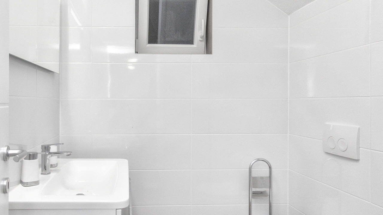 Photo of Bathroom in Marina