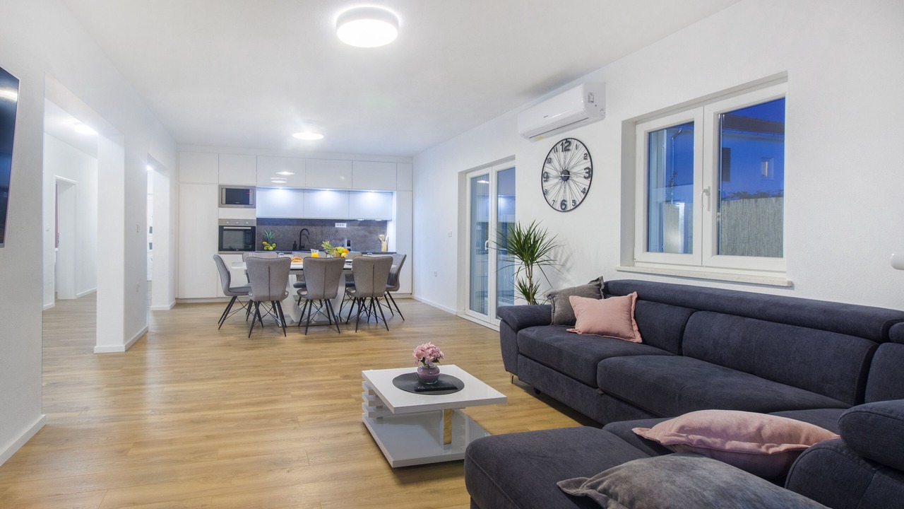 Photo of Livingroom in Marina