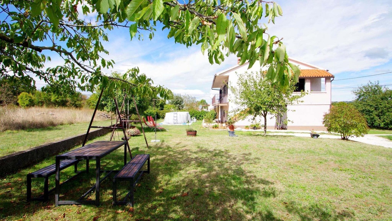Photo of Outdoor in Sajini