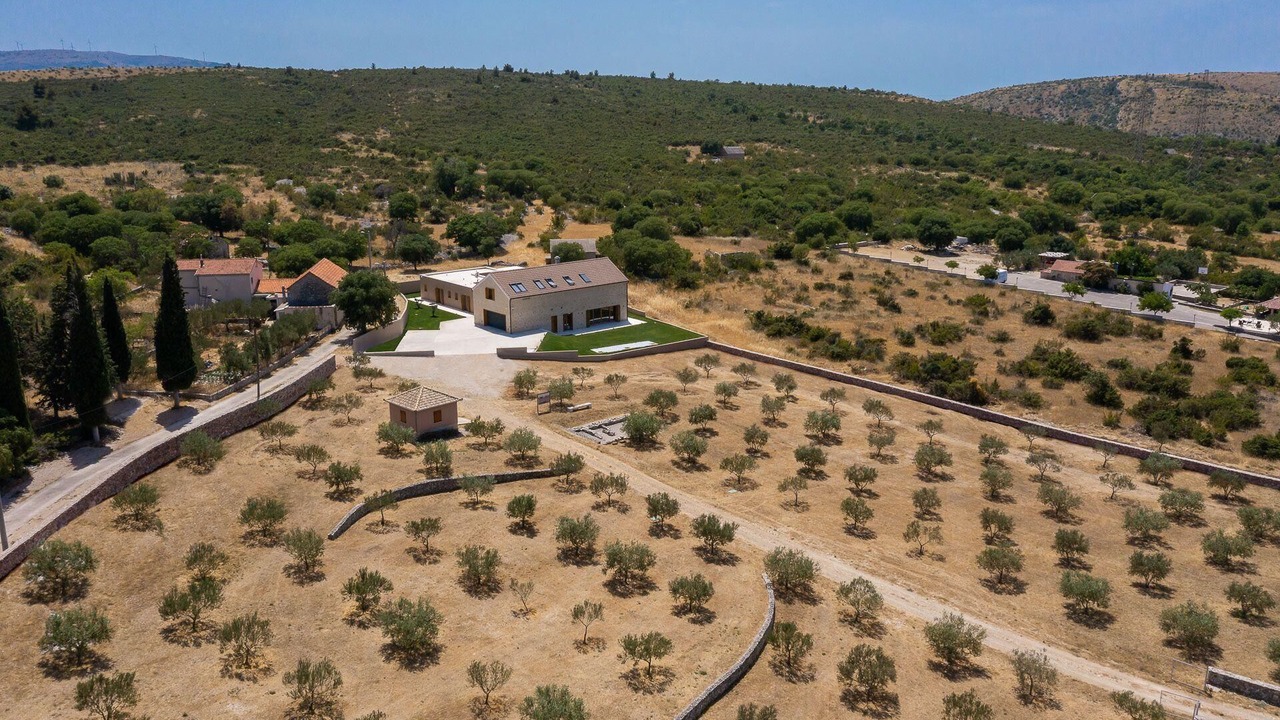 Photo of Outdoor in Danilo