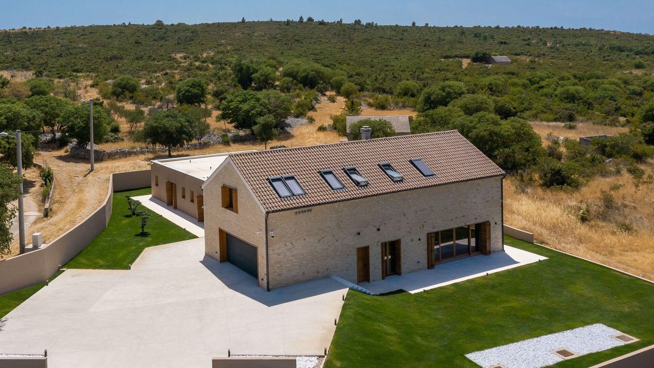 Photo of Outdoor in Danilo