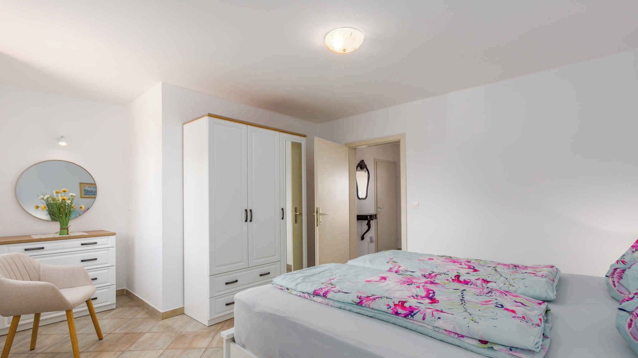 Photo of Bedroom in Mali Maj