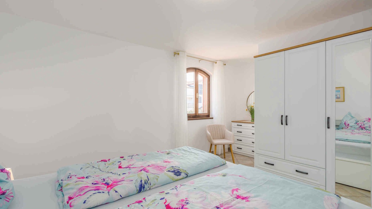 Photo of Bedroom in Mali Maj