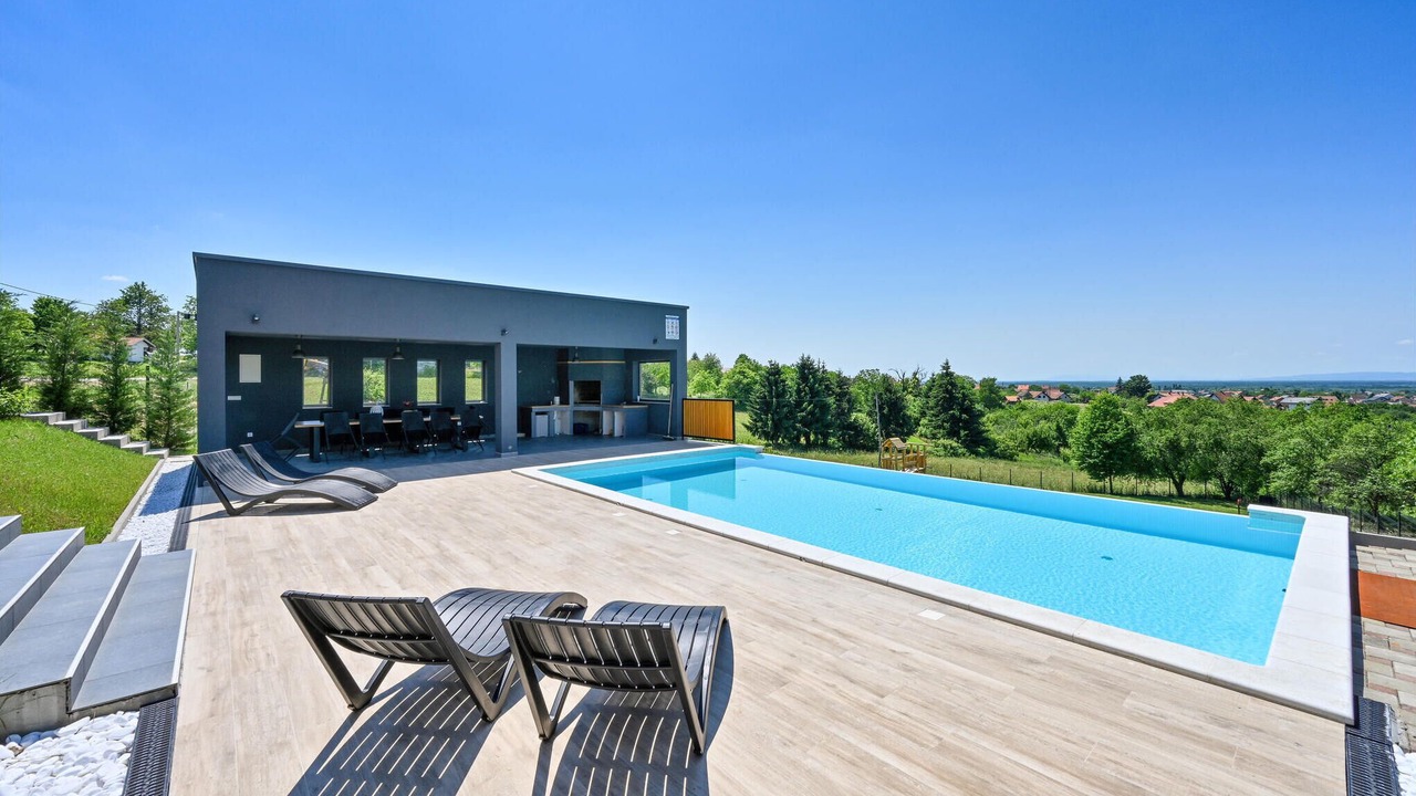 Photo of Outdoor in Klostar Ivanic