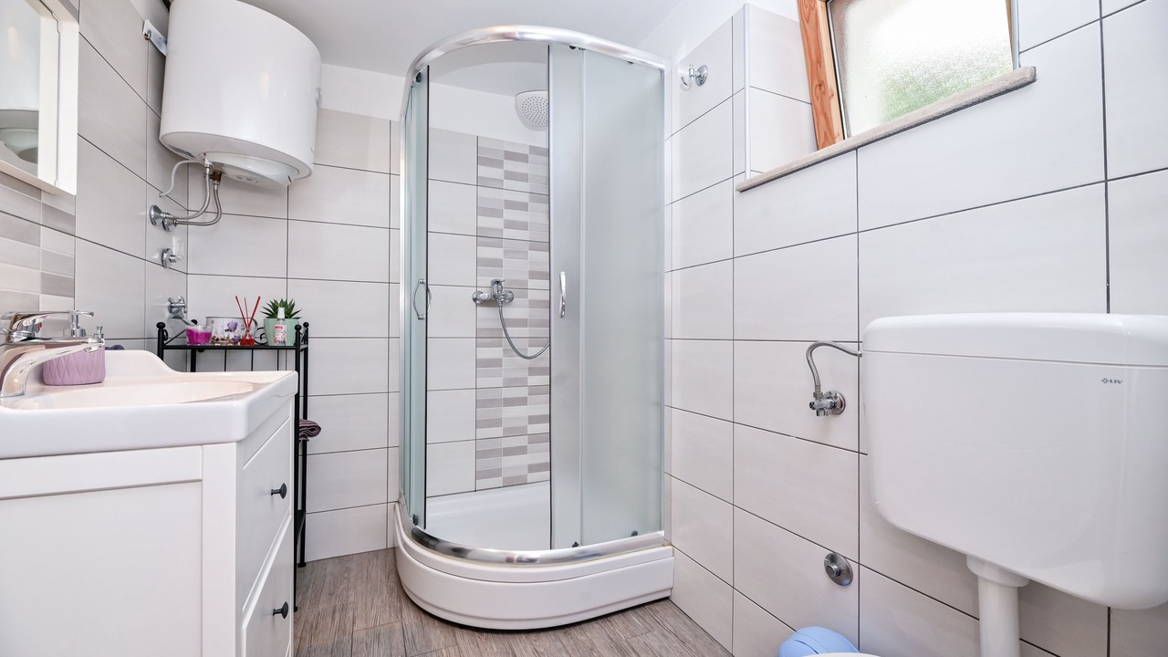 Photo of Bathroom in Sucici