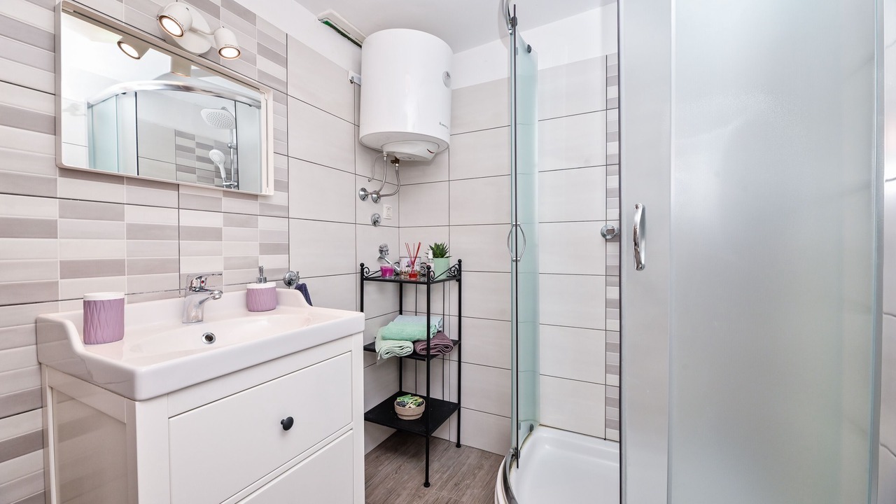 Photo of Bathroom in Sucici