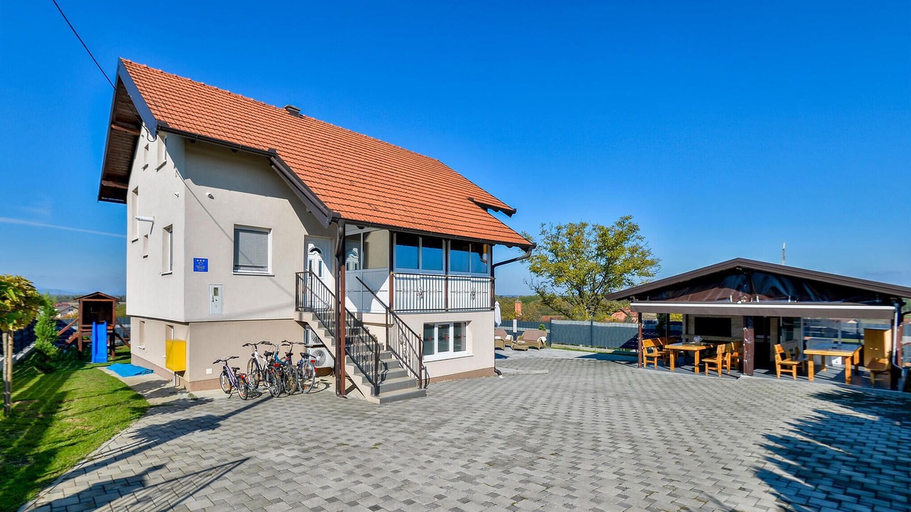 Photo of Others in Brckovljani