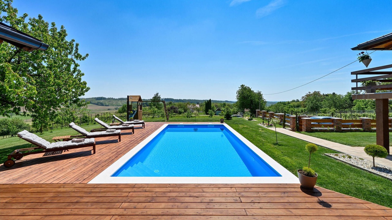 Photo of Outdoor in Kapela