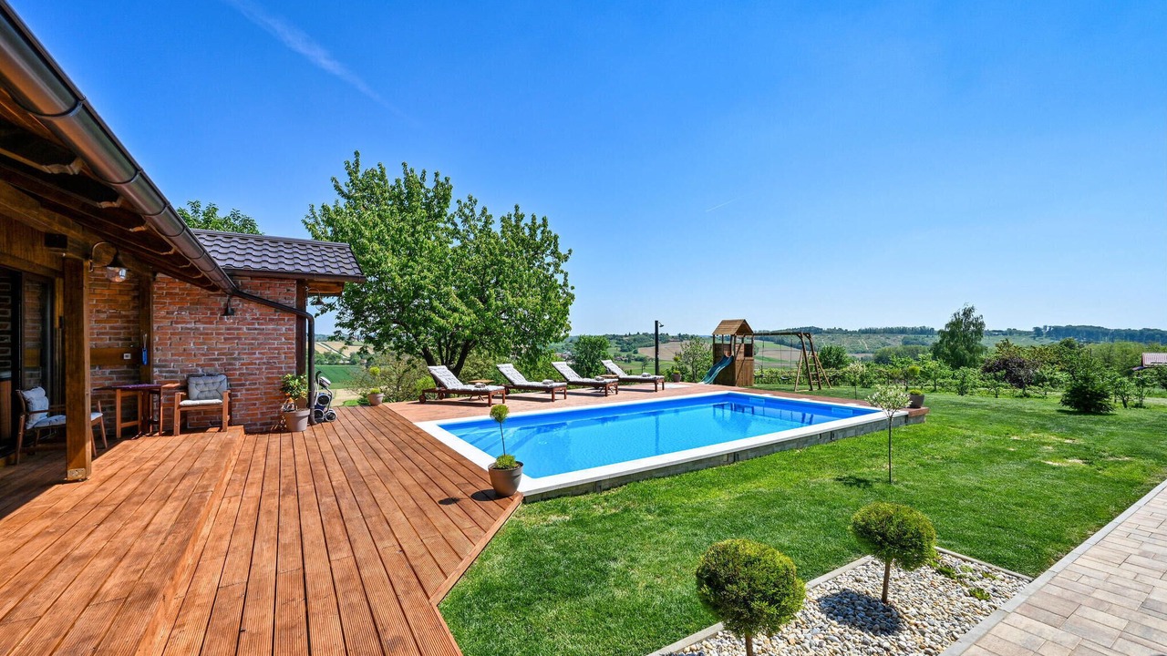 Photo of Outdoor in Kapela