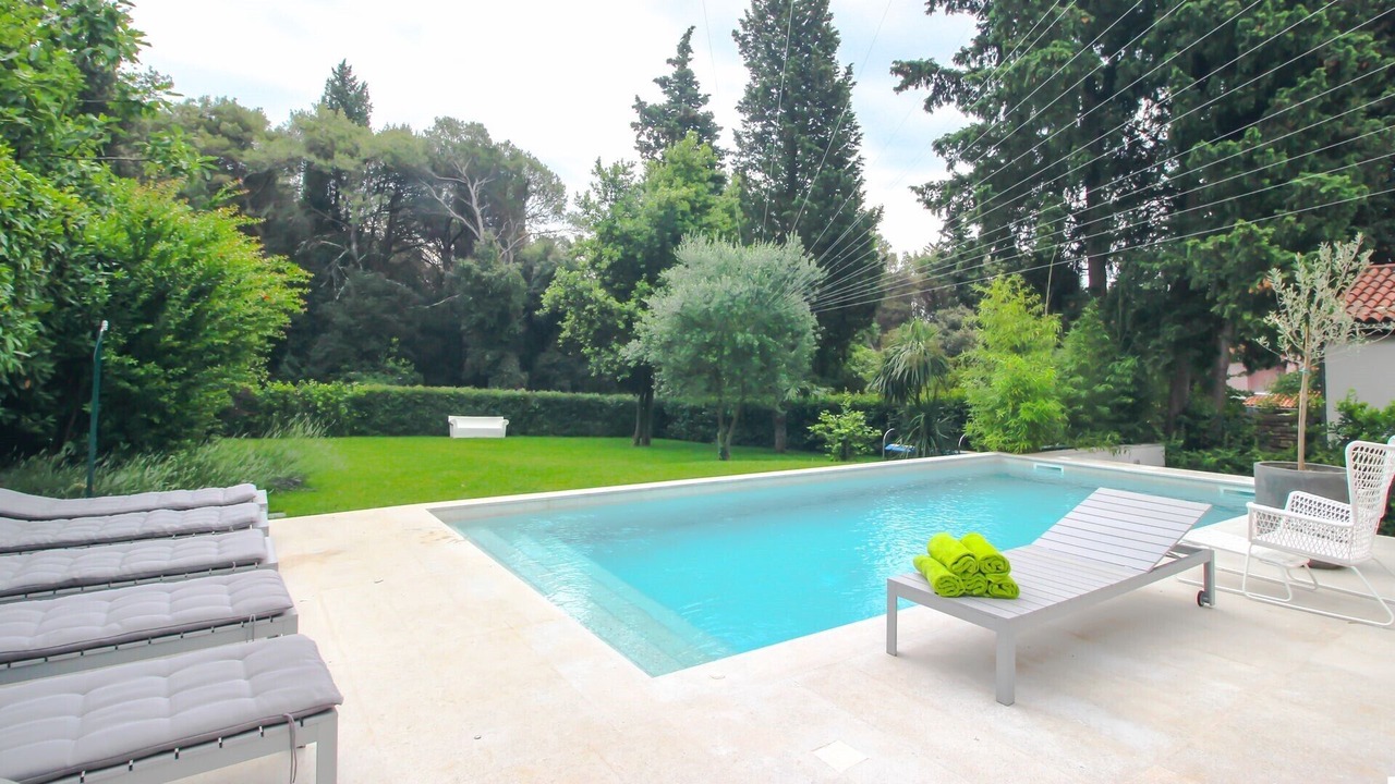 Photo of Outdoor in Borik