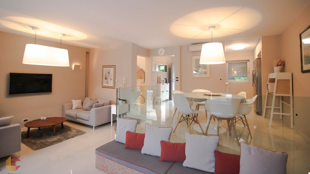 Photo of Livingroom in Borik