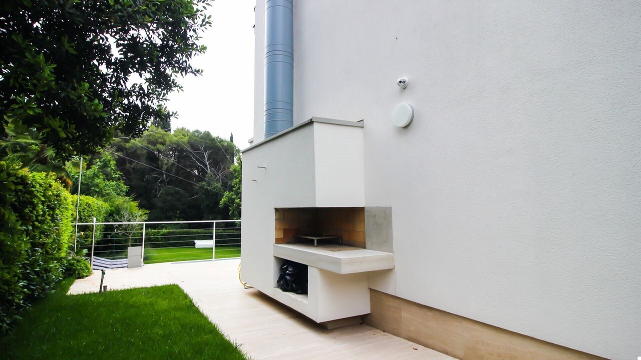 Photo of Patio Balcony in Borik