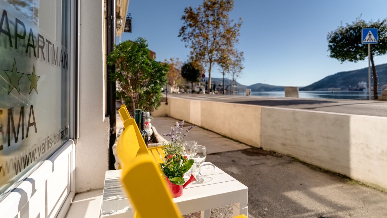 Photo of Patio Balcony in Bakar