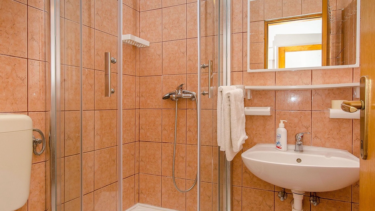 Photo of Bathroom in Drvenik