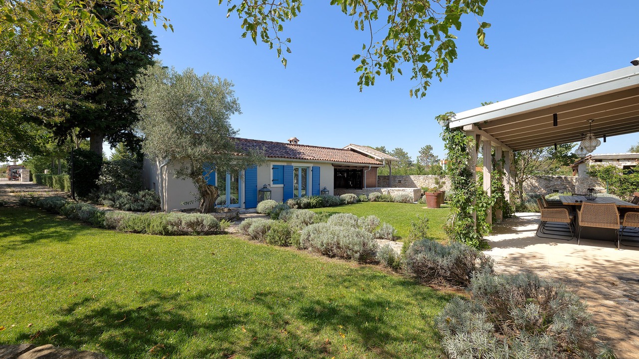 Photo of Outdoor in Cabrunici