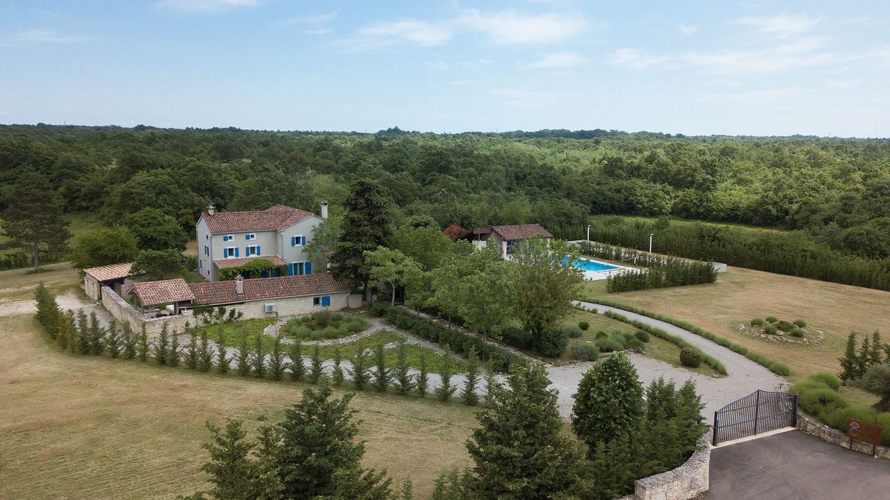 Photo of Outdoor in Cabrunici