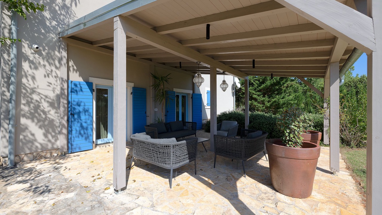 Photo of Patio Balcony in Cabrunici
