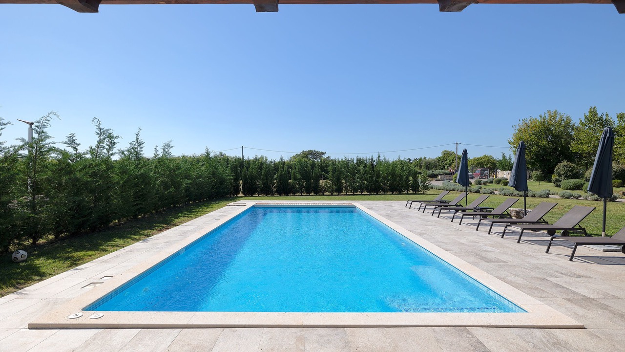 Photo of Outdoor in Cabrunici
