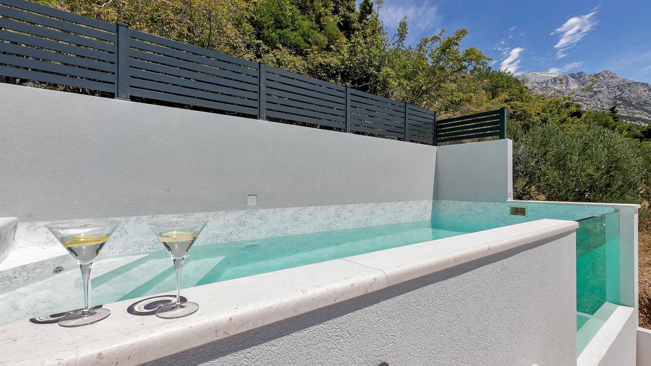 Photo of Outdoor in Brela