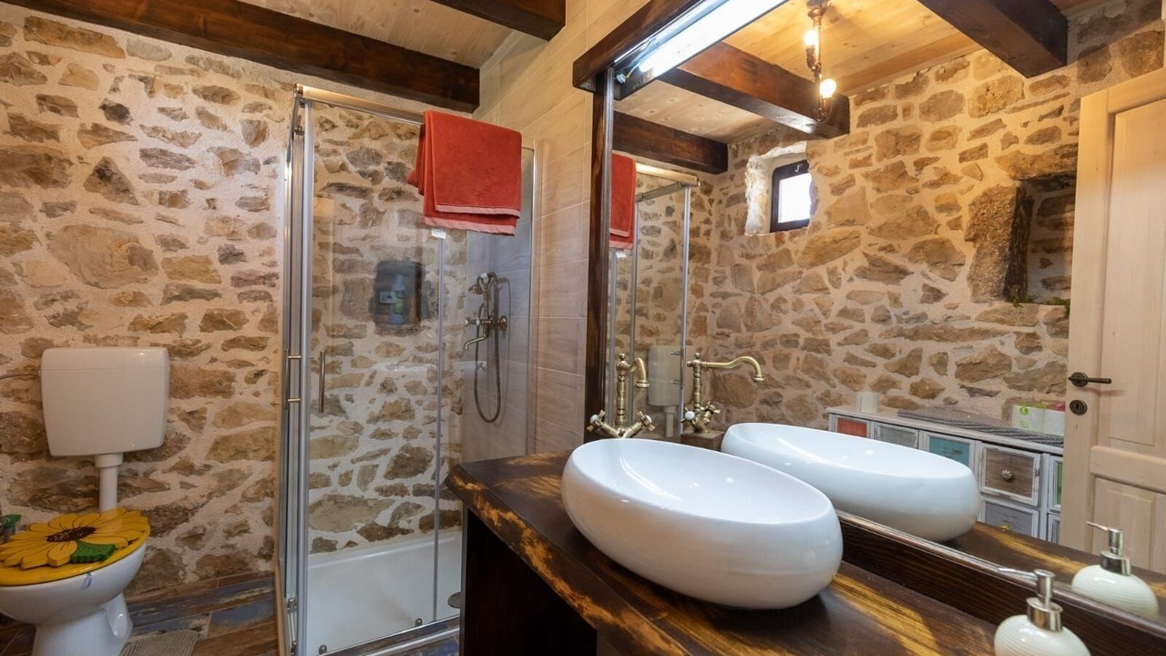 Photo of Bathroom in Bogatic