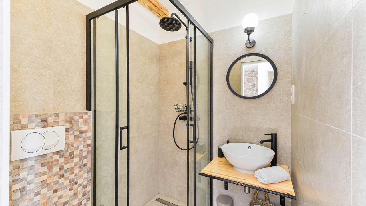 Photo of Bathroom in Pakostane