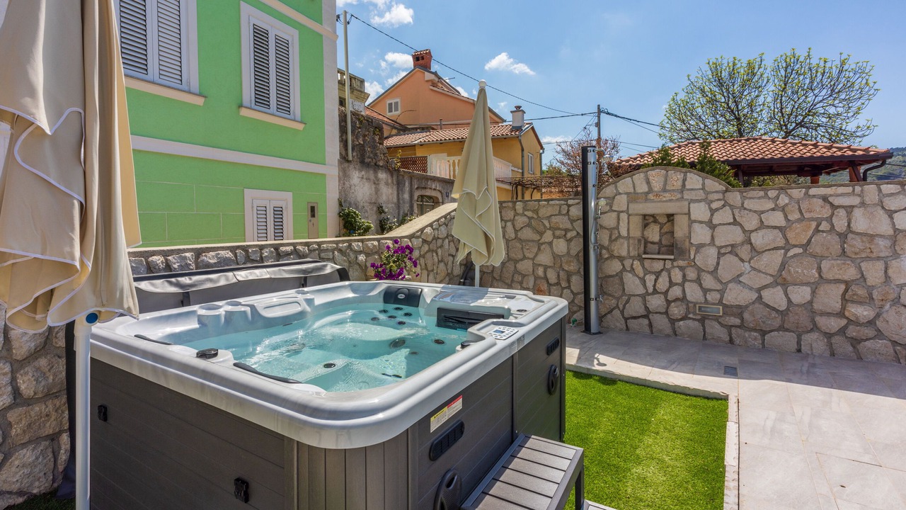 Photo of Outdoor in Grizane