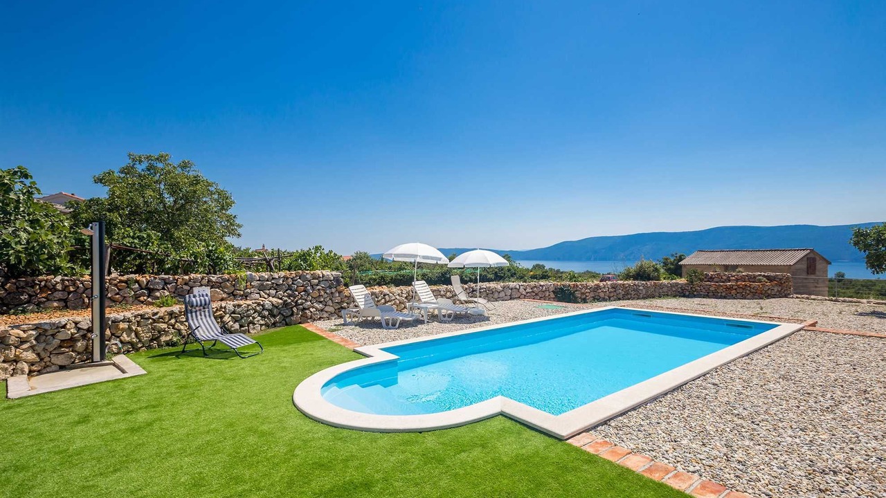 Photo of Outdoor in Brzac