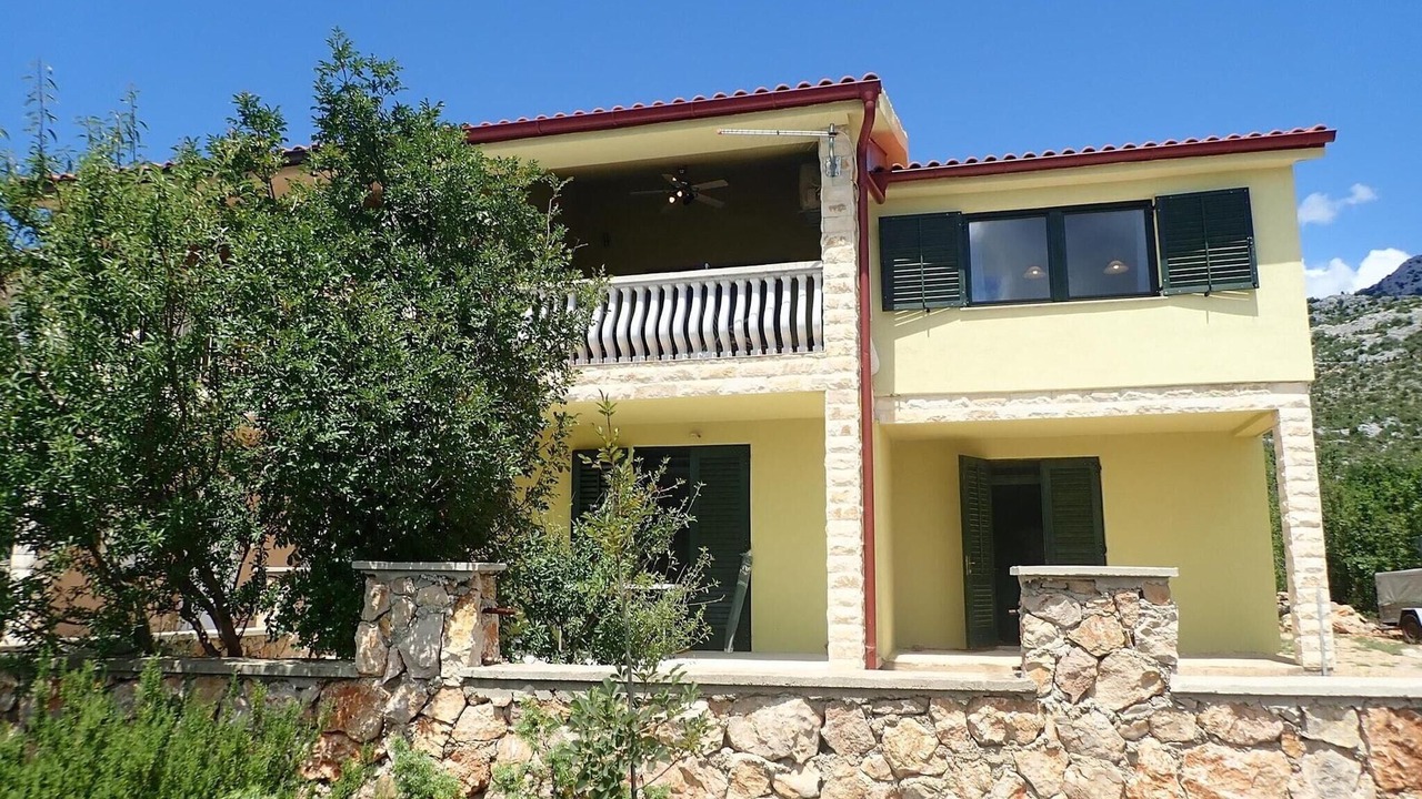 Photo of Outdoor in Seline