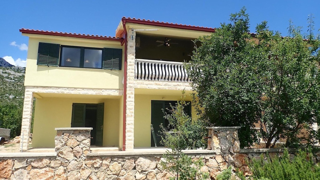 Photo of Outdoor in Seline
