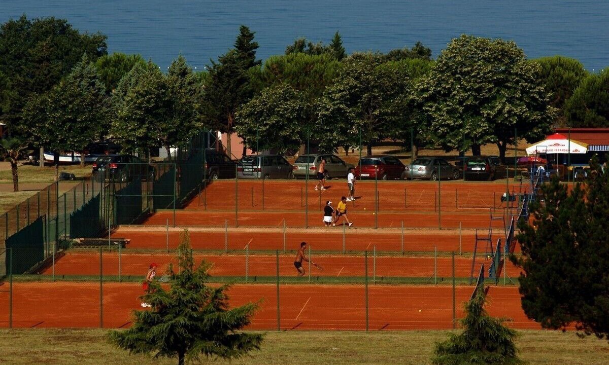 Photo of Others in Karigador