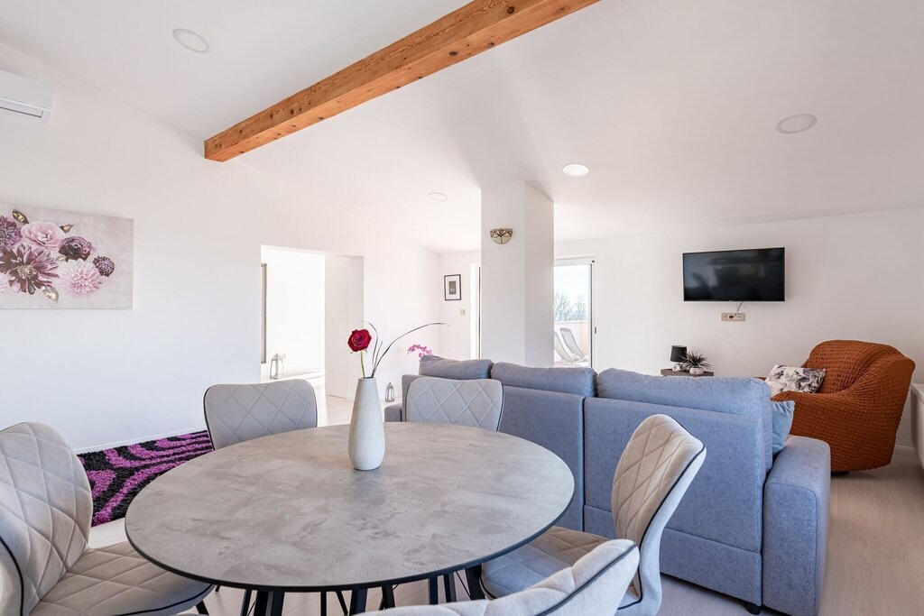 Photo of Livingroom in Bezjaki
