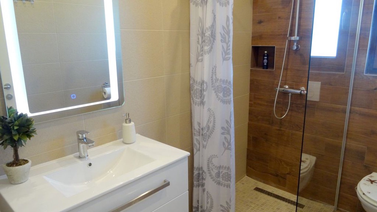 Photo of Bathroom in Kornic