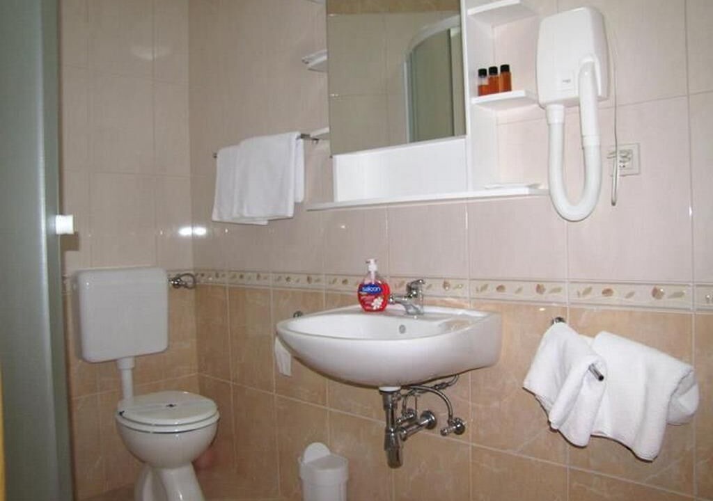 Photo of Bathroom in Nevidane