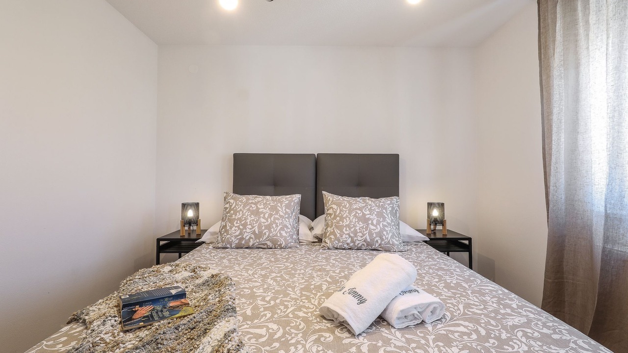 Photo of Bedroom in Seline