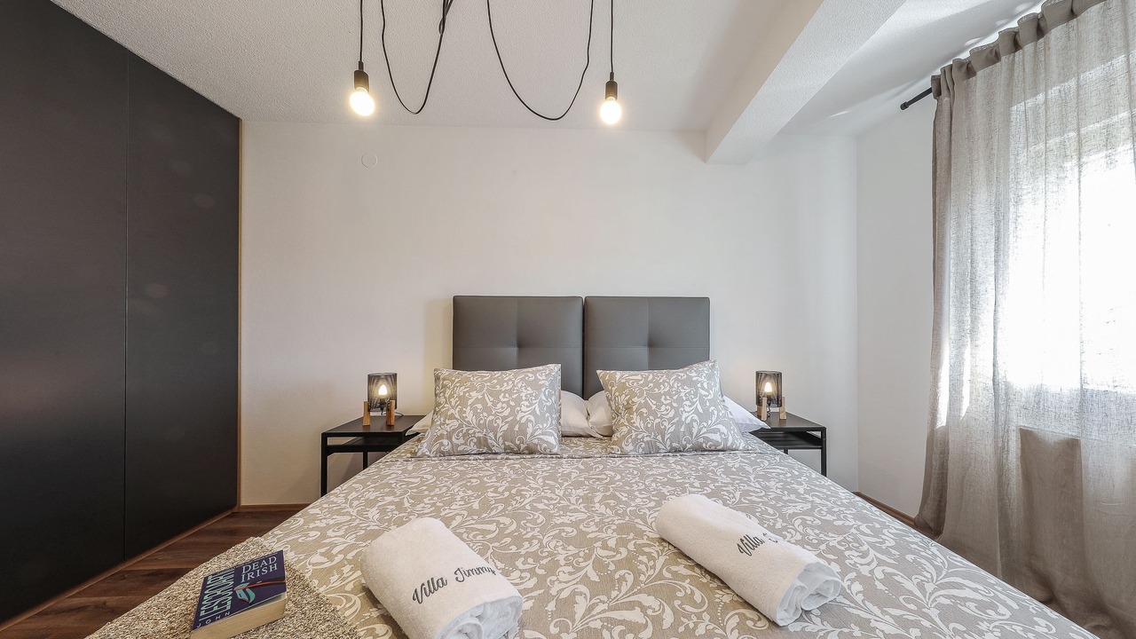 Photo of Bedroom in Seline