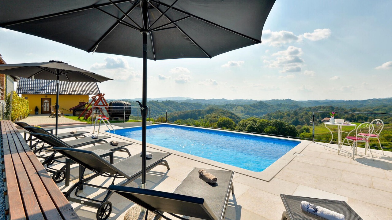 Photo of Outdoor in Cestica