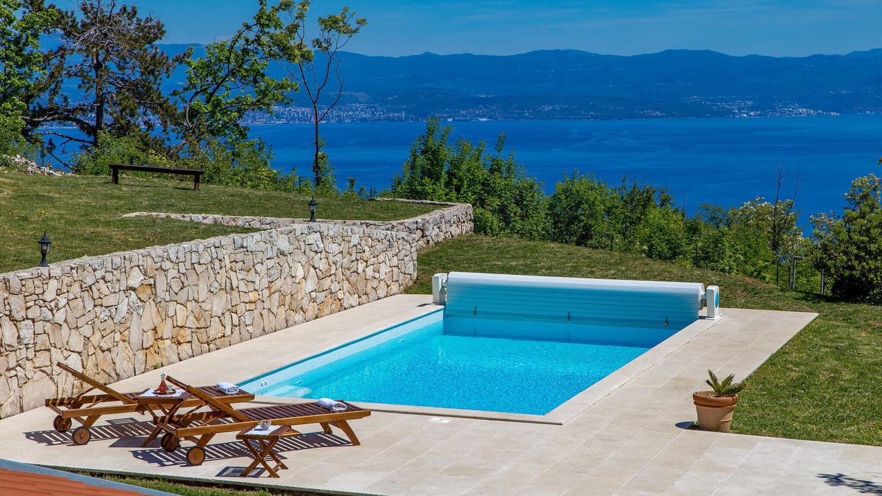 Photo of Outdoor in Sucici