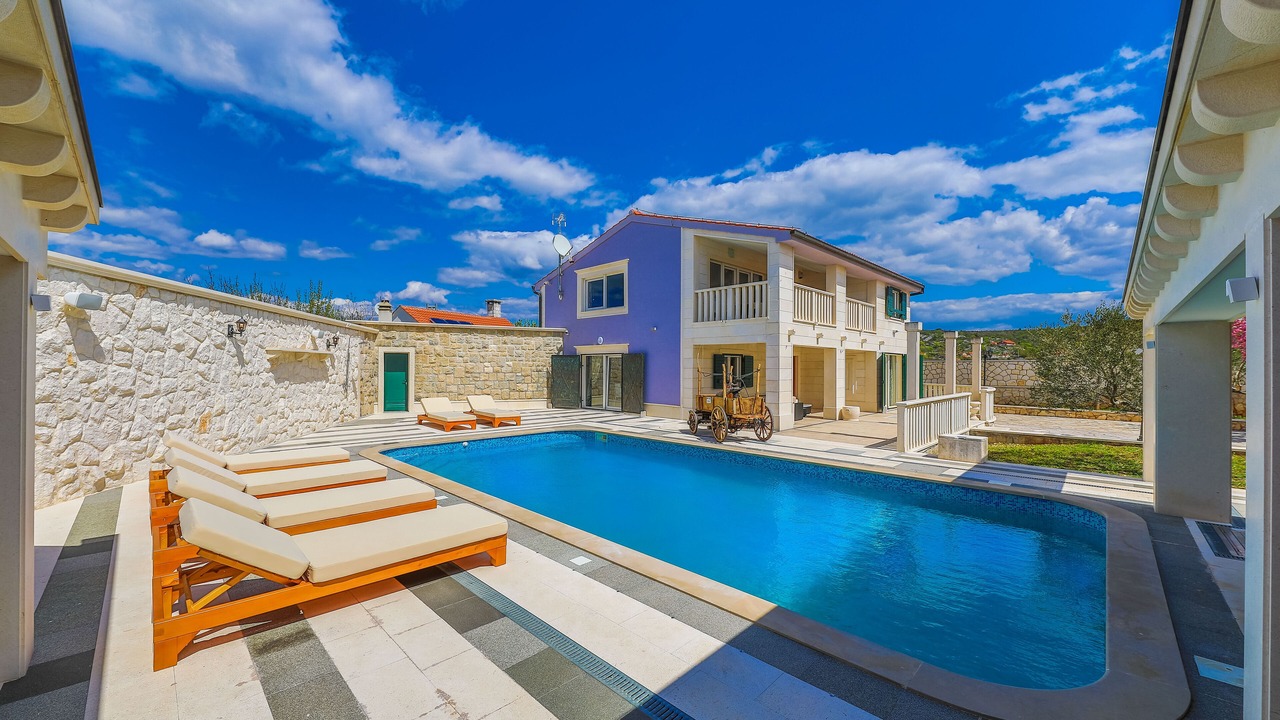 Photo of Outdoor in Klis