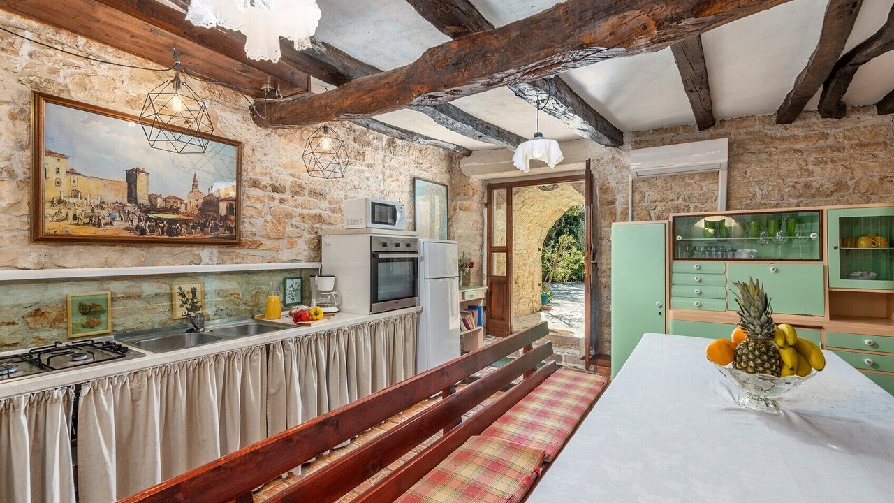 Photo of Kitchen in Peresiji