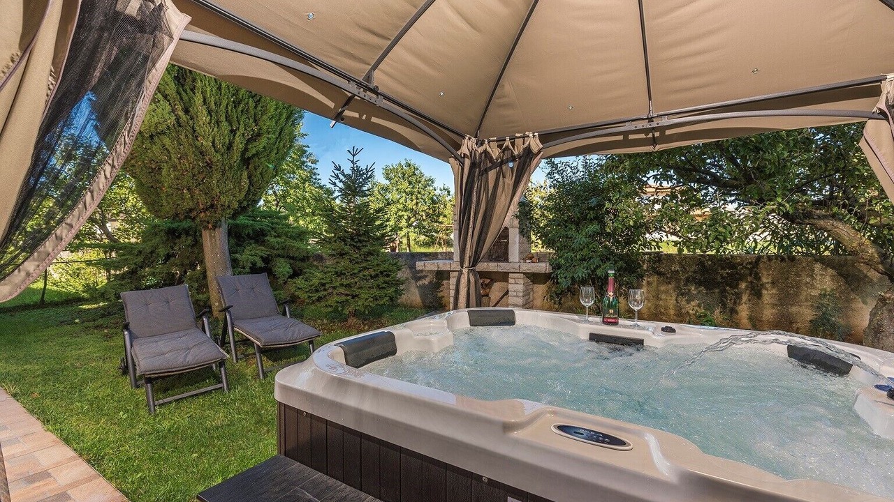 Photo of Outdoor in Maruzini