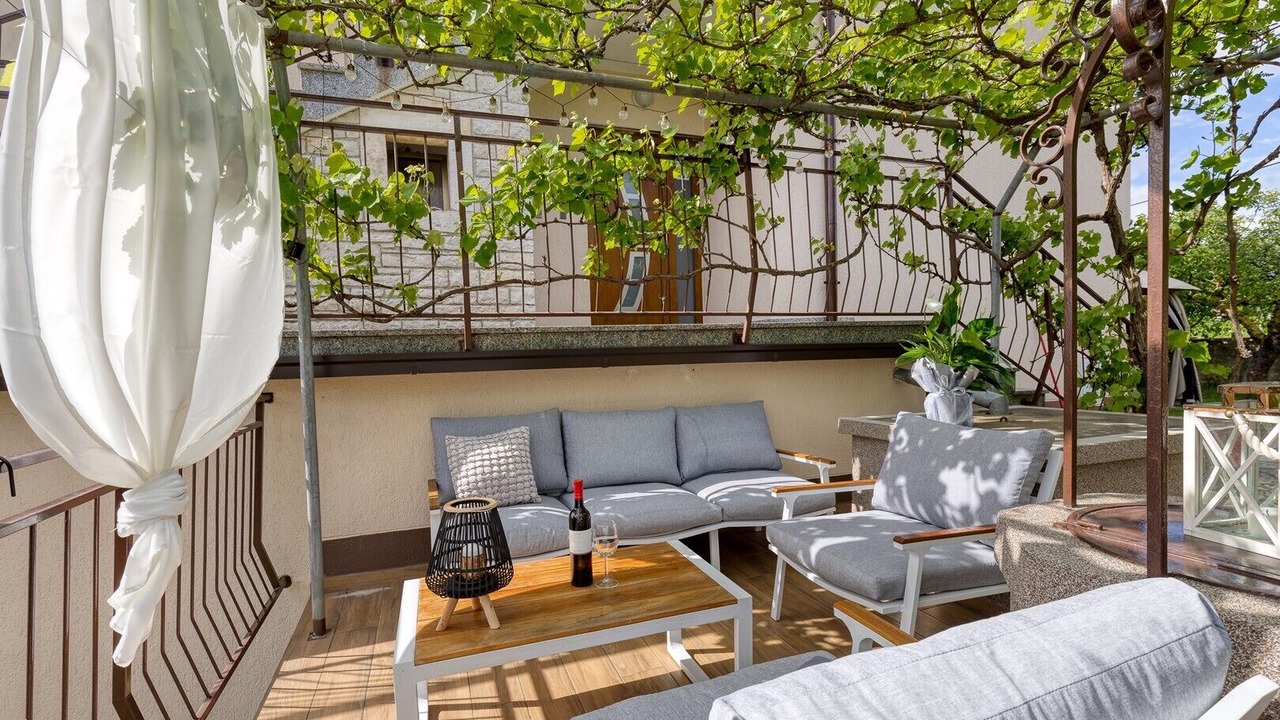 Photo of Patio Balcony in Maruzini